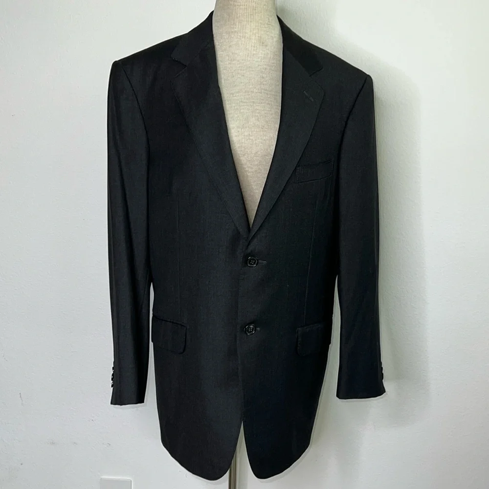 🔹 Ermenegildo Zegna Wool Suitcoat